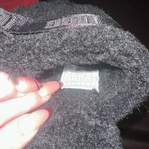 Ugg slip ons - Picture 6 of 10